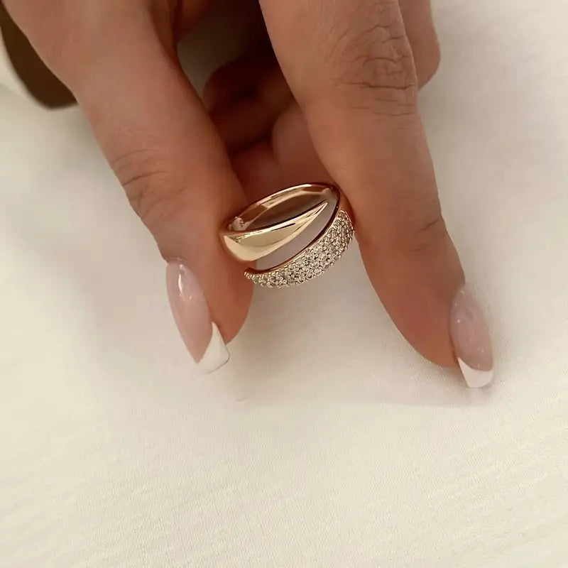 Emilia™ |  Elegante Ring
